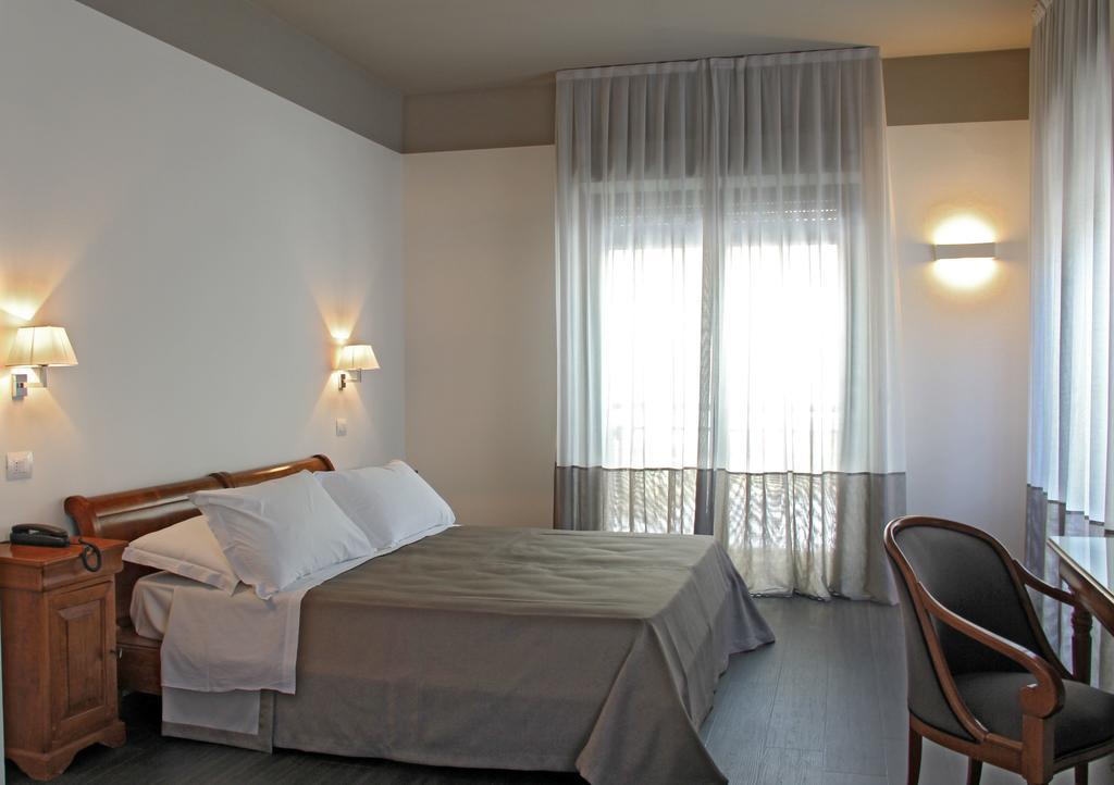 Hotel Cristallo 4*